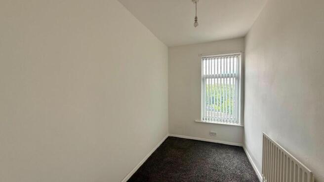 2 bed Terraced to rent Image 11