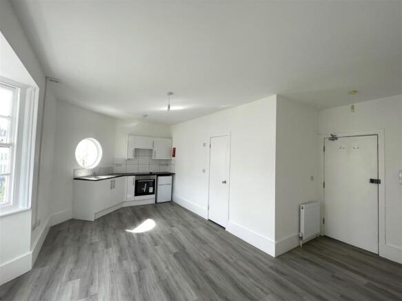 Studio Room