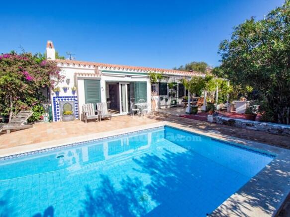 Country house in Shangrila