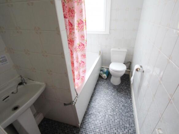 6 bed End of Terrace to rent Image 6