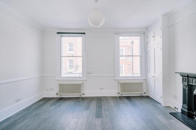 Monmouth_Street_01