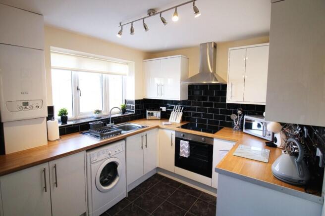 1 bed House Share to rent Image 4