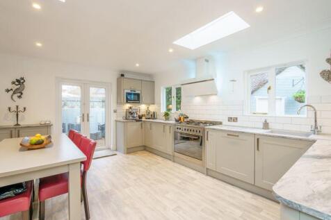 Velyn Avenue, Chichester