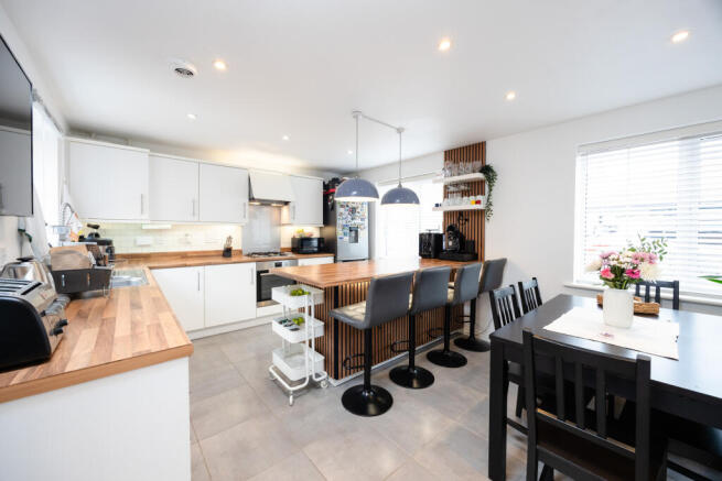 9 Lambert Rd-9 Lambert Rd, Aylesbury HP18 0WU, UK-