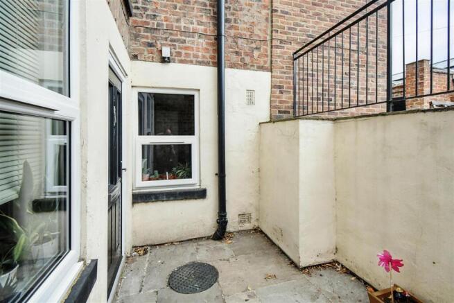 1 bed Apartment for sale Image 10