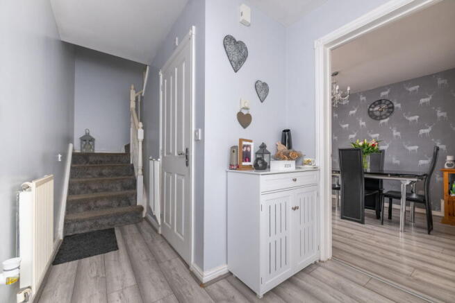 4 bed Detached for sale Image 9
