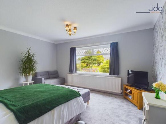 Master bedroom (ground floor)