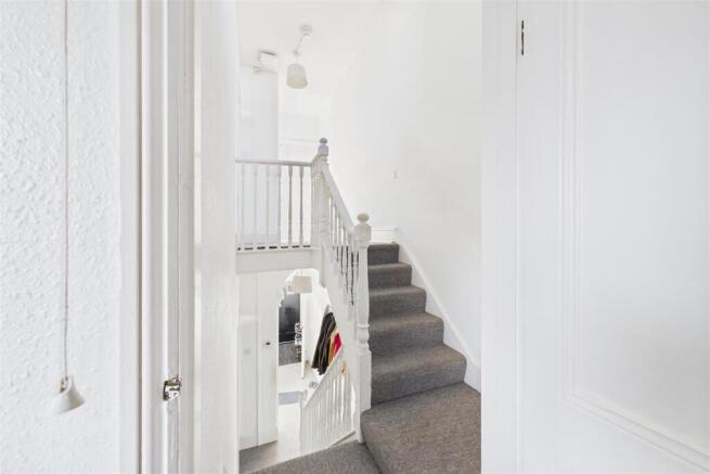 7 Osborne Villas, Kingsdown, Bristol BS2 8BP | Fre