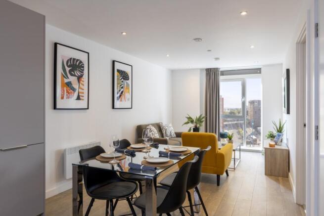 Dining Table Layout