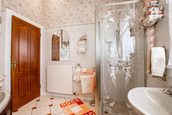 main.bathroom-1.jpg