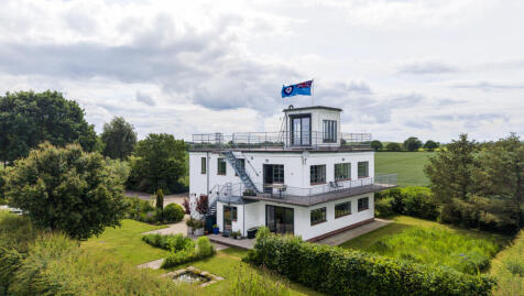 The Control Tower, Airfield Road, Tholthorpe, York
