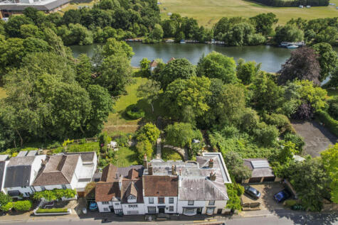 Thames Street, Sunbury-on-thames, TW16