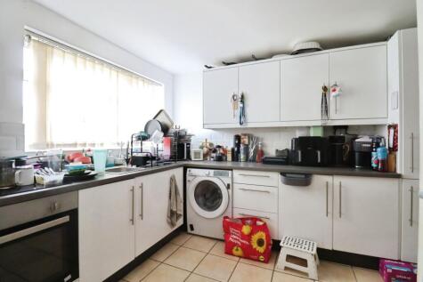 Manfield Avenue, Coventry, CV2