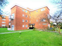 4, 2a Moor Park House, Wilson Street, London N21 1BS