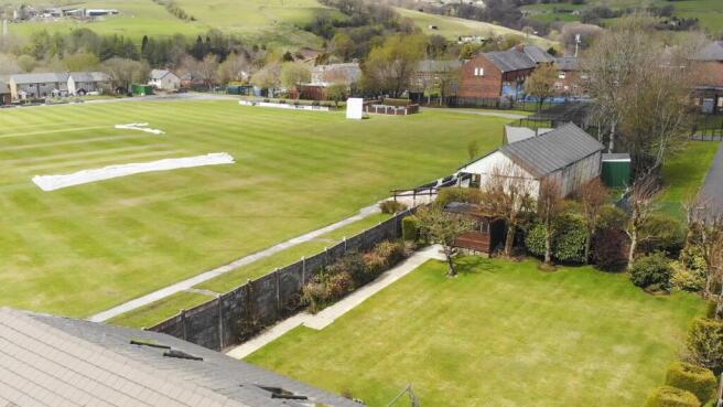 Rear Garden & Setting