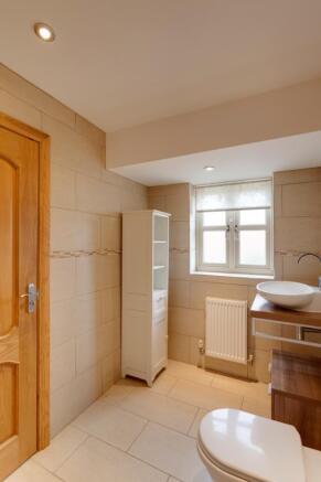 Bedroom 2 En-Suite
