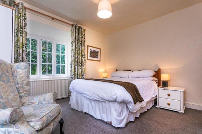 upstairs room 2 (2).jpg