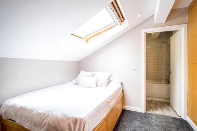 1 bed Apartment to rent Image 7