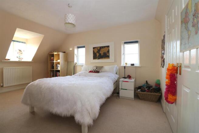 Bed 3.JPG