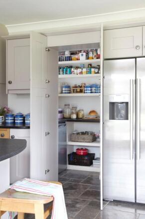 Pantry Cameo