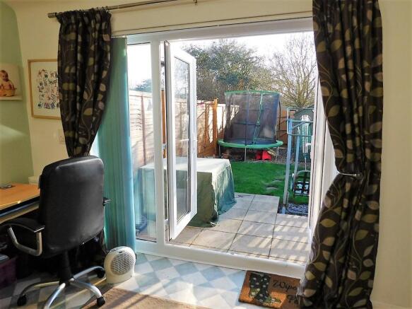 Sun Room to Garde...