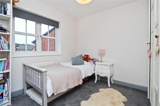 Bedroom 2 Pic 1