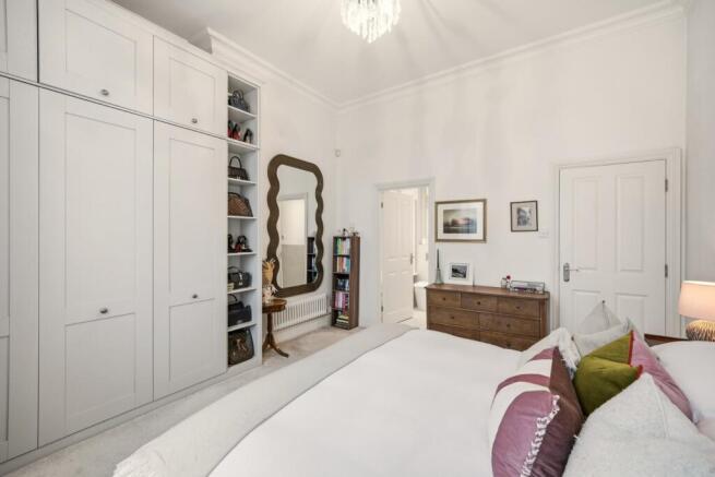 1 bed Apartment for sale Image 10