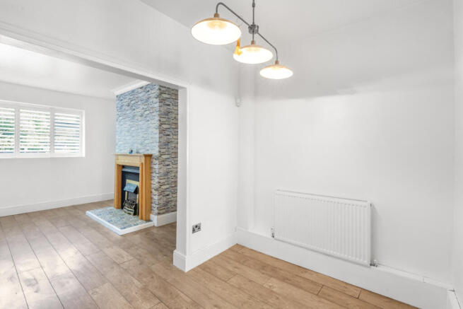 3 bed Terraced for sale Image 4
