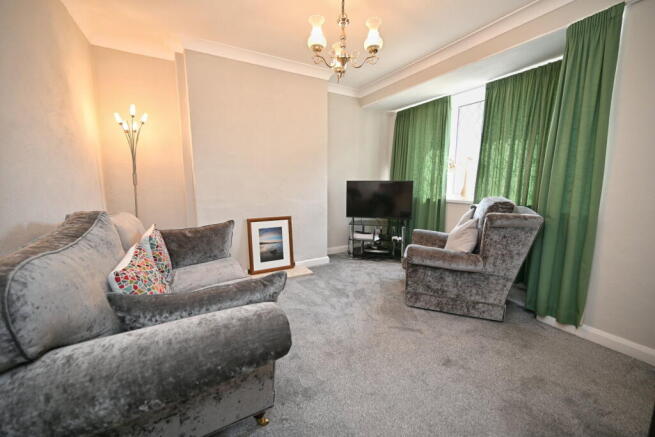 2 bed Semi-Detached for sale Image 8
