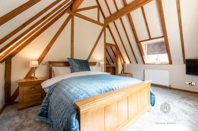 Principal Suite, Yew Tree Cottage, Northborough