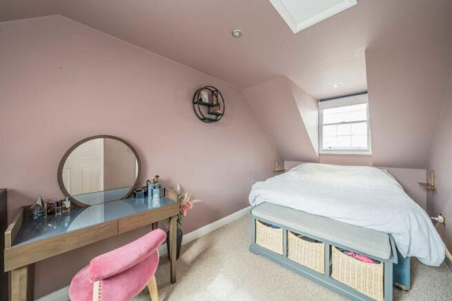 Thames Street, Sunbury-On-Thames – pohled 5