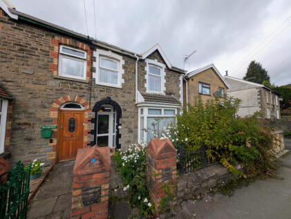 Beaupre, Glancynon Terrace, Abercynon, Mountain Ash, Rhondda Cynon Taf, CF45 4TG