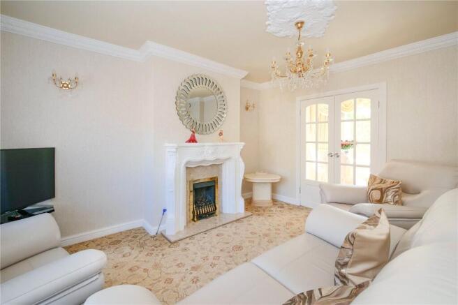3 bed Semi-Detached for sale Image 10