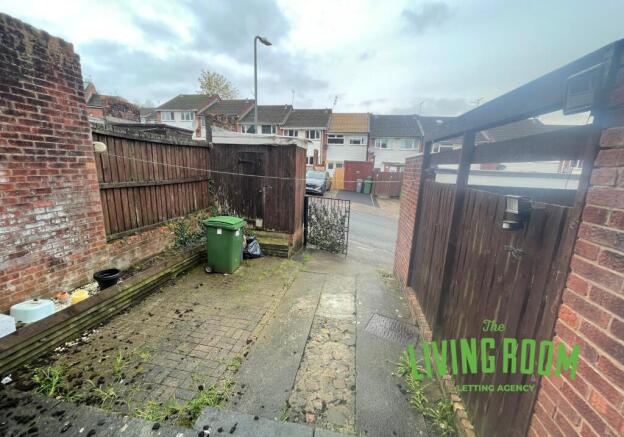 Front garden 1