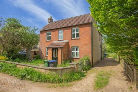 1st Floor Flat, Clarence House, Mill Lane, Corston, Malmesbury SN16 0HH