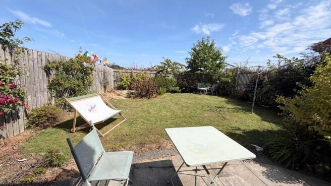 3 bed Semi-Detached for sale Image 10