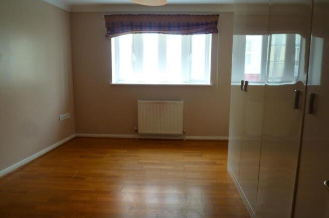 Living Room / Bedroo