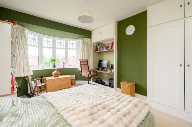 4 bed Semi-Detached for sale Image 7