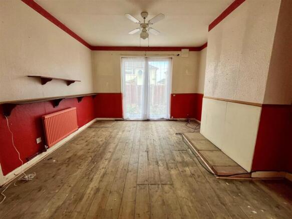 Dining Area.jpg