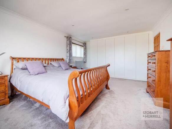 Bedroom 1 Alte...