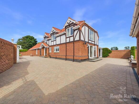 4 bed Semi-Detached for sale in bridlington