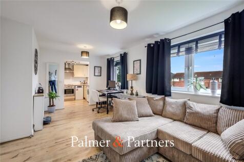 Hobart Close, Chelmsford, Essex, CM1