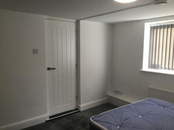 F2 Salisbury 2019 bedroom 1.1.jpg