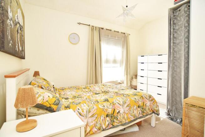 2 bed Terraced for sale Image 5