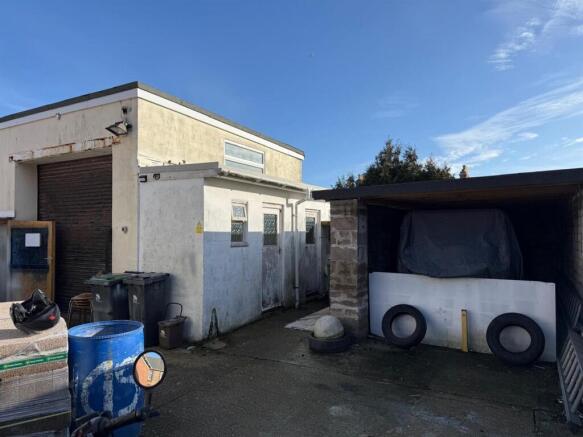 main unit & carport.jpg