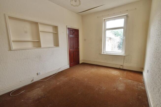 3 bed Terraced for sale Image 10
