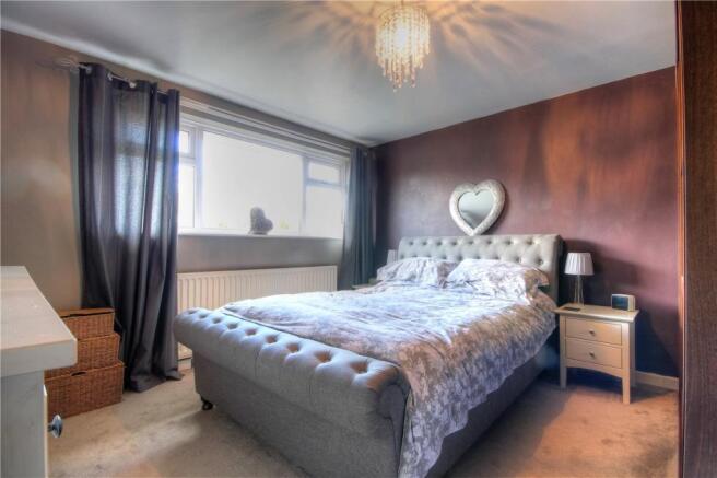 Bedroom 1b