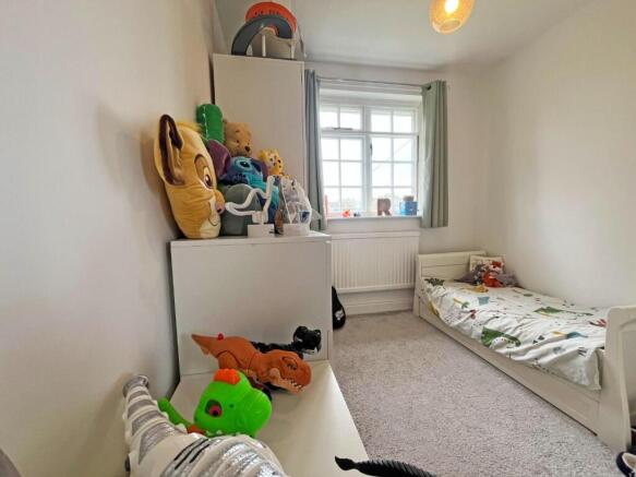 Bed 3.jpg