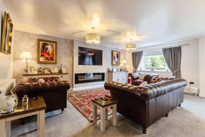 4 bed Mews for sale Image 7