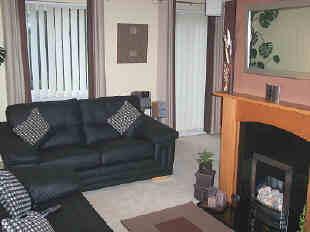 L-SHAPED LOUNGE